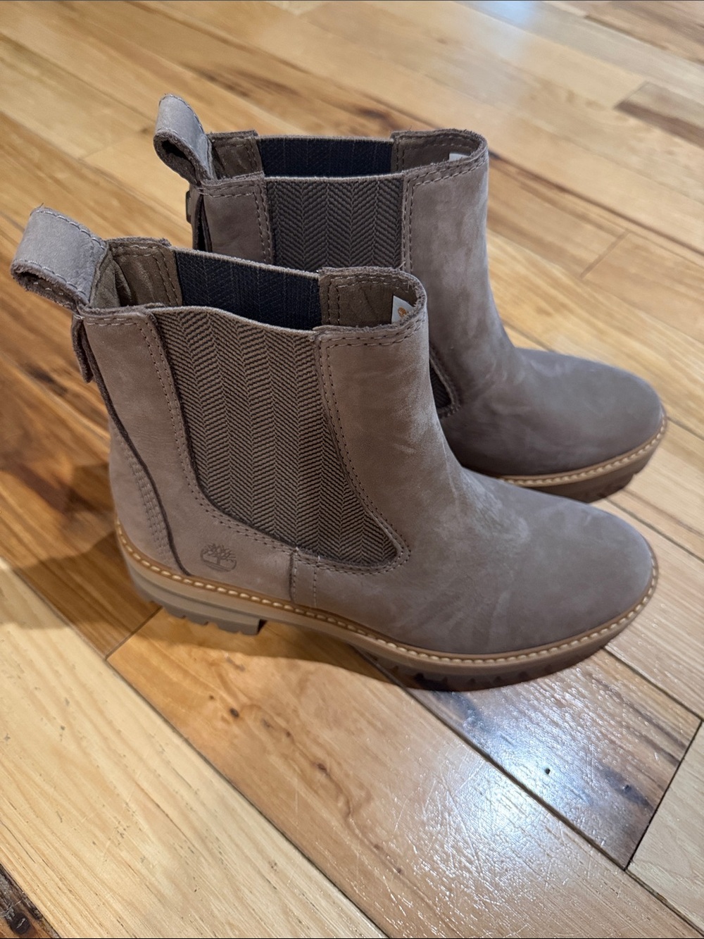 Timberland Taupe Chelsea Boots